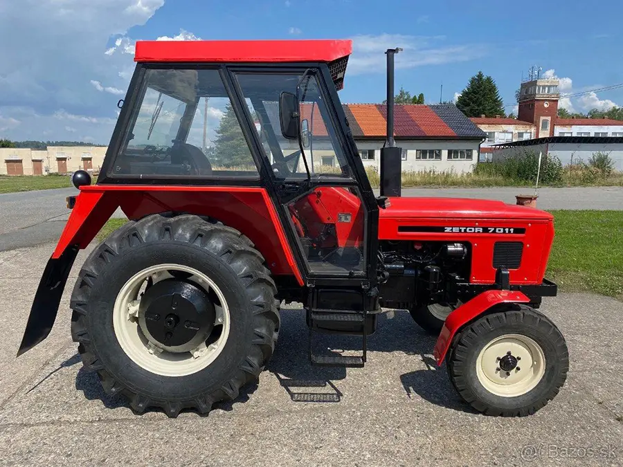 Zetor 7011